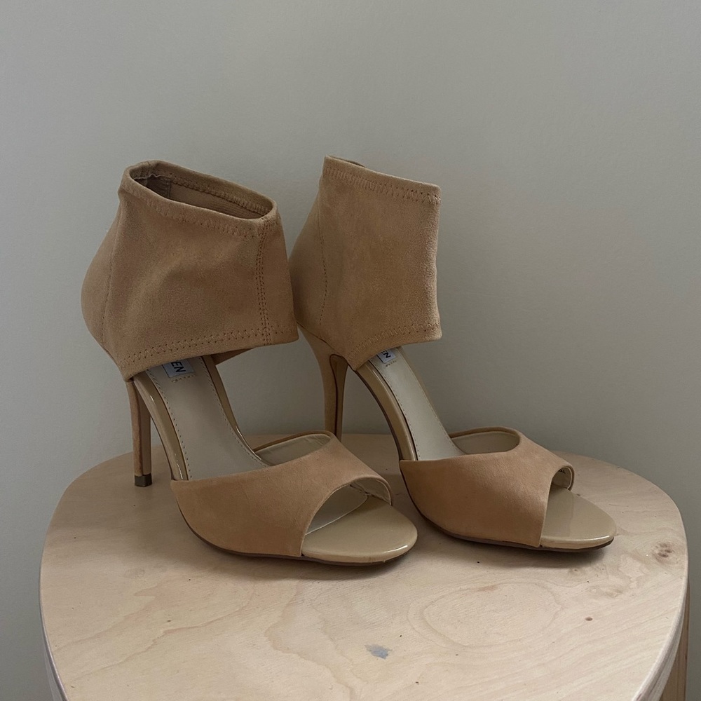 Steve Madden - Size 6.5